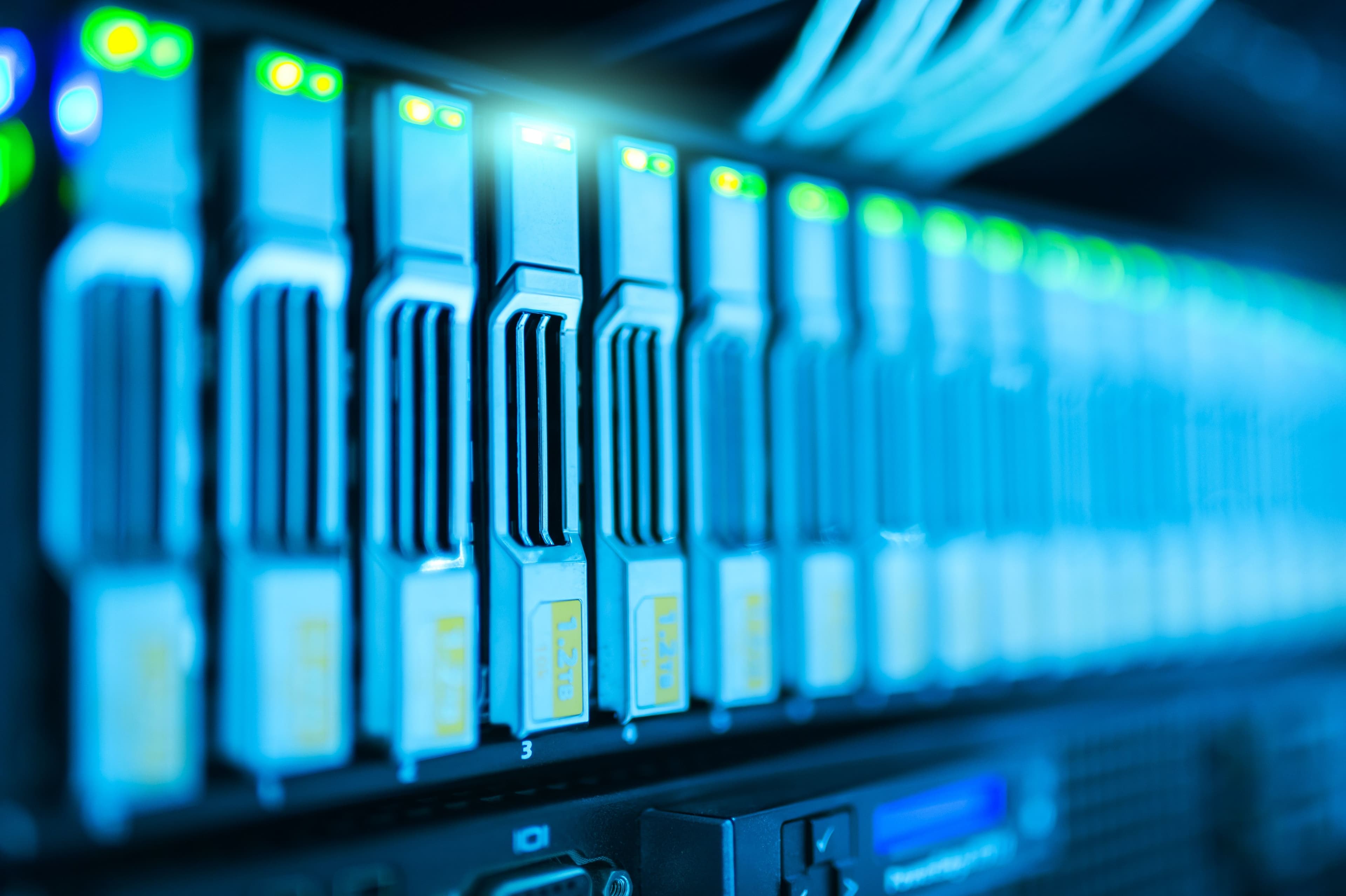 Nahaufnahme eines Servers im Rechenzentrum, Quelle: Pexels